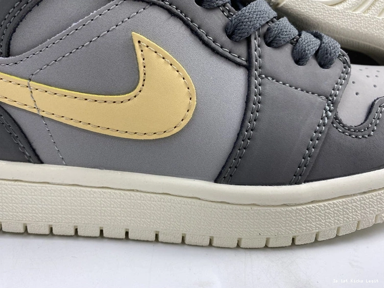 (W) 1 Jordan Grey Mid - BQ6472-020 Onyx 0520